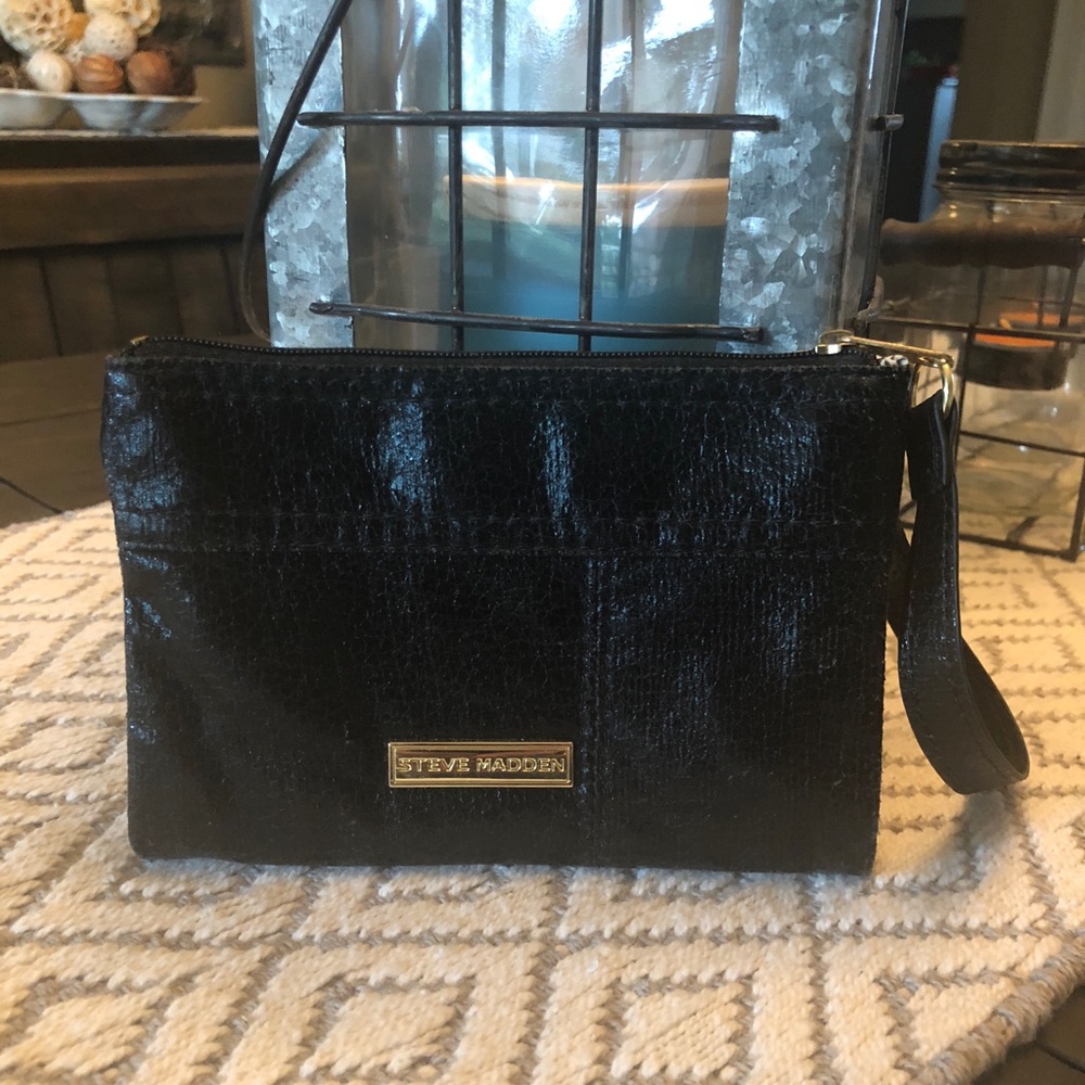 🛑SOLD LOCAL🛑Steve Madden small wallet purse. Wallet/wristlet